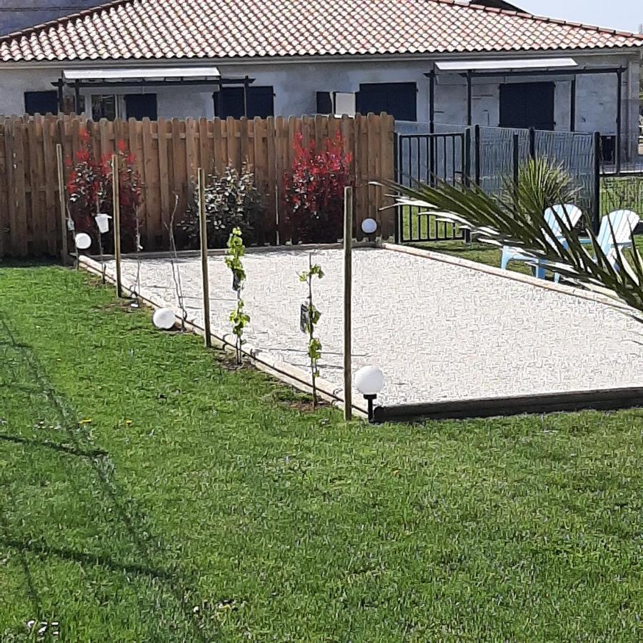 Le Domaine Vesque Villa Saint-Pierre-de-Clairac Bagian luar foto