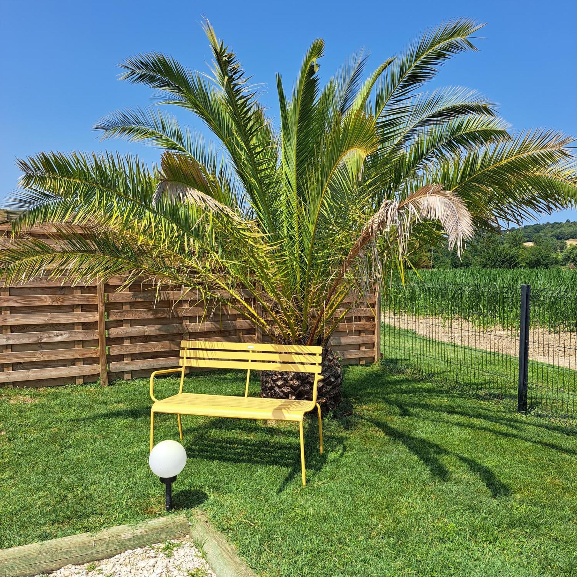 Le Domaine Vesque Villa Saint-Pierre-de-Clairac Bagian luar foto